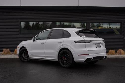 2023 Porsche Cayenne GTS