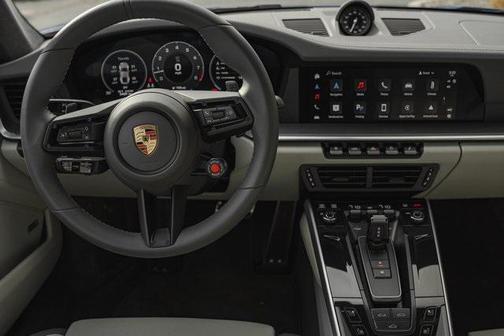 2025 Porsche 911 Carrera