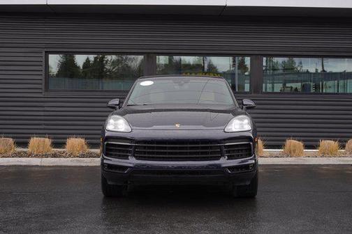 2022 Porsche Cayenne S