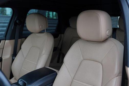 2022 Porsche Cayenne S