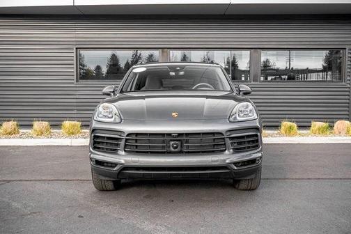 2022 Porsche Cayenne 