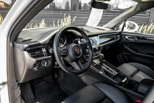 2024 Porsche Macan