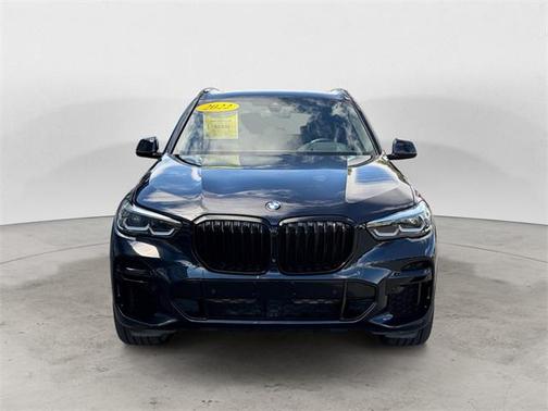 2022 BMW X5 M50i