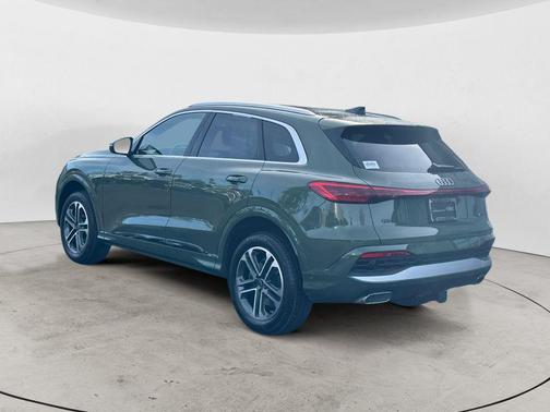 2025 Audi Q5 2.0T quattro Premium