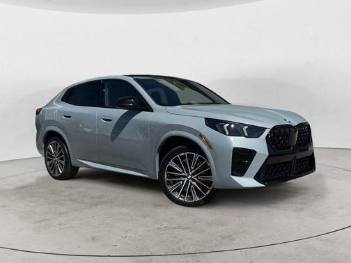 Gray Metallic 2025 BMW X2 xDrive28i