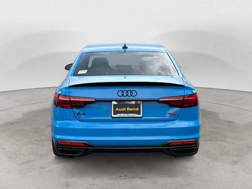 2021 Audi A4 45 S line quattro Premium