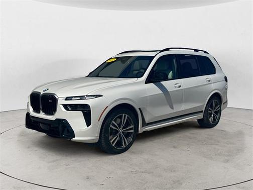 2024 BMW X7 M60i