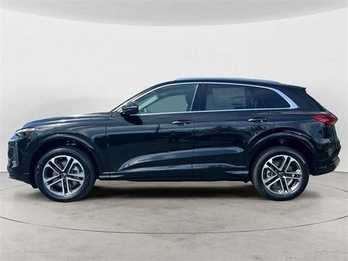 2025 Audi Q5 2.0T quattro Premium