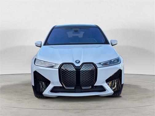 2025 BMW iX xDrive50