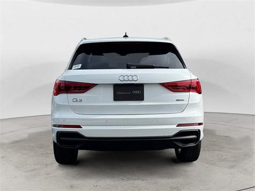 2025 Audi Q3 45 S line Premium