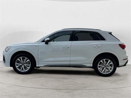 2025 Audi Q3 45 S line Premium