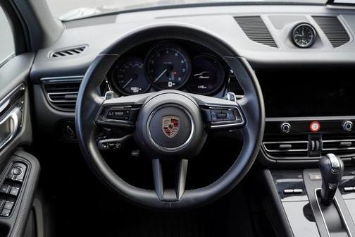 2024 Porsche Macan 