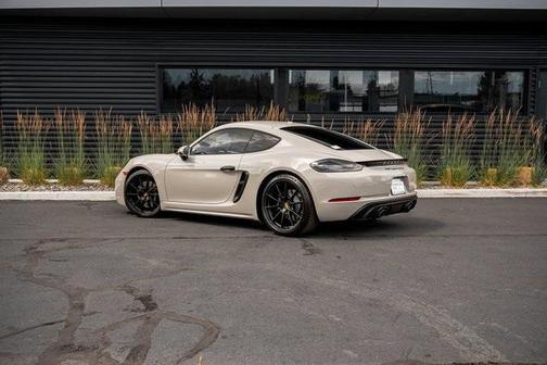 2021 Porsche 718 Cayman GTS 4.0