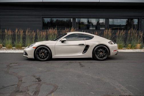 2021 Porsche 718 Cayman GTS 4.0