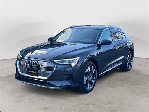 2021 Audi e-tron Premium