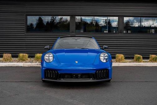 2025 Porsche 911 Carrera GTS