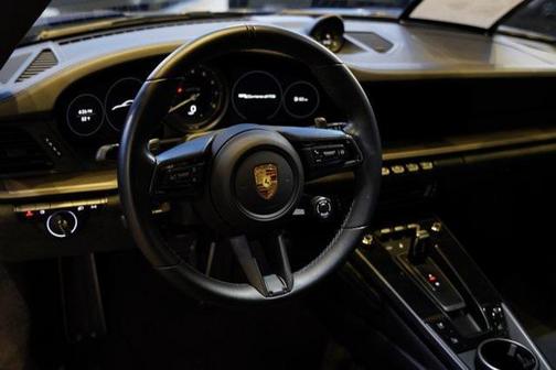 2024 Porsche 911 Carrera GTS