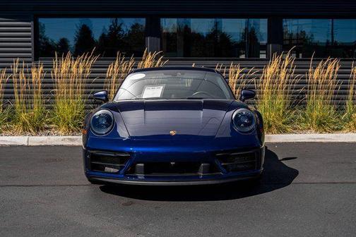 2024 Porsche 911 Carrera GTS