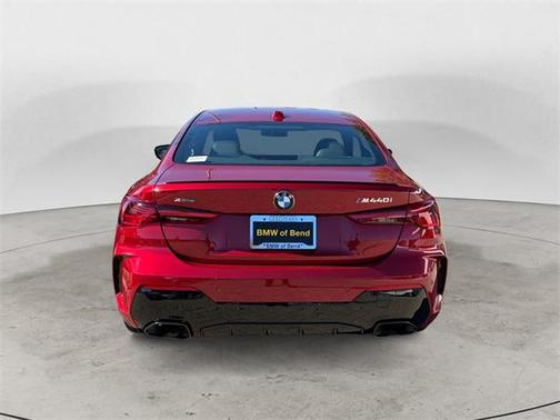 2025 BMW M440 i xDrive