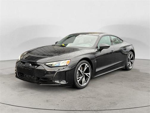 2022 Audi e-tron GT Premium Plus