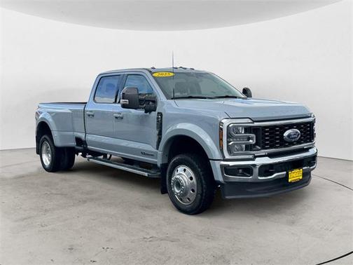2025 Ford F-450 Lariat