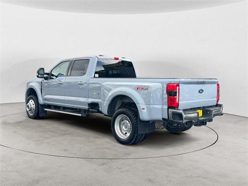 2025 Ford F-450 Lariat