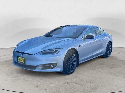 2017 Tesla Model S 90D