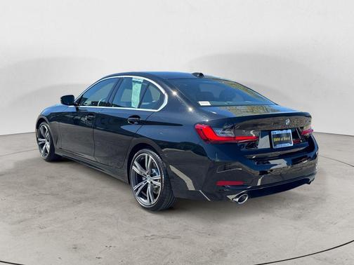 Jet Black 2024 BMW 330 i