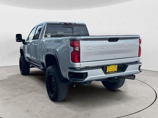 2023 Chevrolet Silverado 3500 High Country