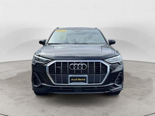 2025 Audi Q3 45 S line Premium