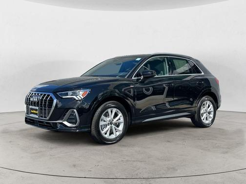 2025 Audi Q3 45 S line Premium