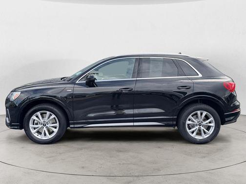 2025 Audi Q3 45 S line Premium