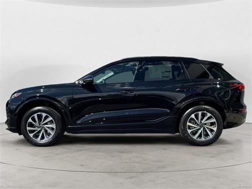 2025 Audi Q6 e-tron Premium