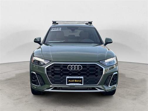 2025 Audi Q5 45 S line quattro Premium