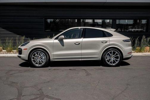 2023 Porsche Cayenne Turbo Coupe AWD