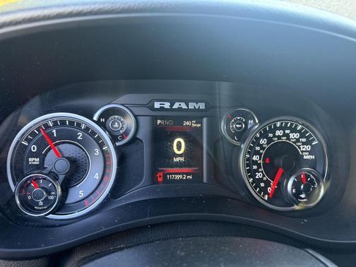 2021 RAM 3500 Tradesman Crew Cab 4x4 8' Box