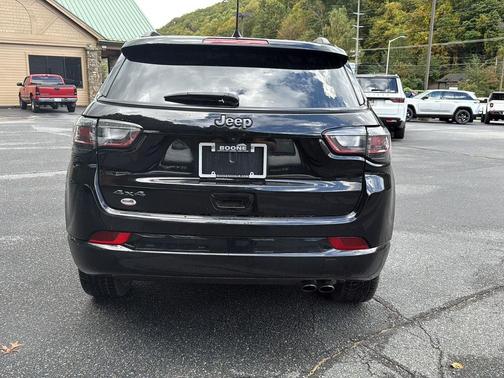 2022 Jeep Compass High Altitude