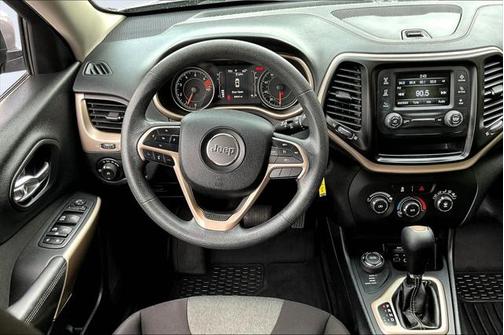 2018 Jeep Cherokee Latitude