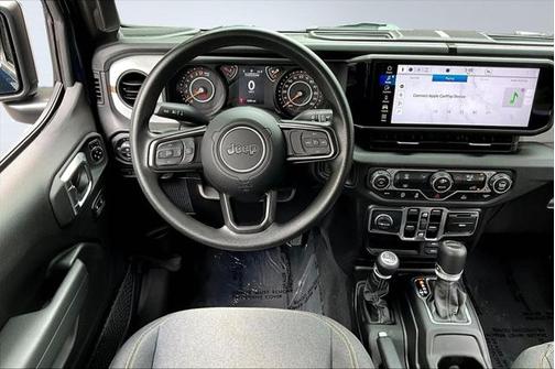 2025 Jeep Gladiator Nighthawk
