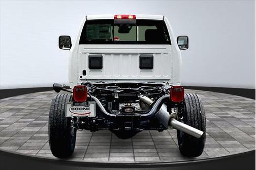 2025 RAM 2500 Tradesman Regular Cab 4x4 8' Box