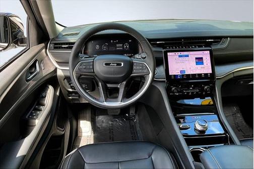 2023 Jeep Grand Cherokee Limited X