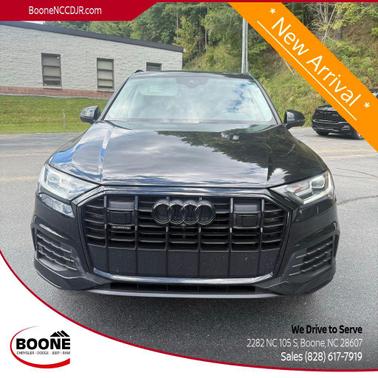 2022 Audi Q7 45 Premium Plus
