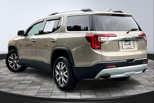 2022 GMC Acadia AWD SLT