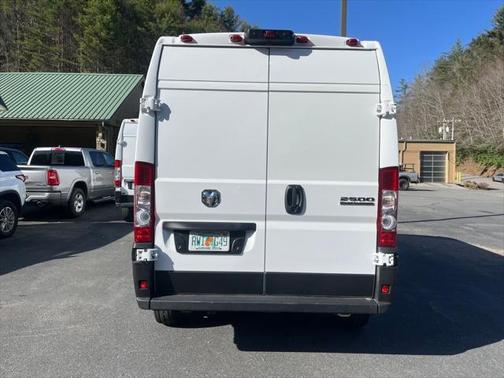 2025 RAM ProMaster 2500 Tradesman
