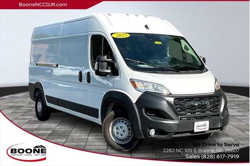 2025 RAM ProMaster 2500 Tradesman