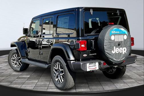 2025 Jeep Wrangler 4-Door Sahara 4x4