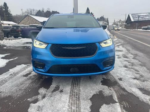 2026 Chrysler Pacifica L