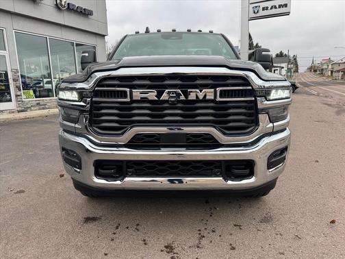 2026 RAM 2500 Tradesman Regular Cab 4x4 8' Box