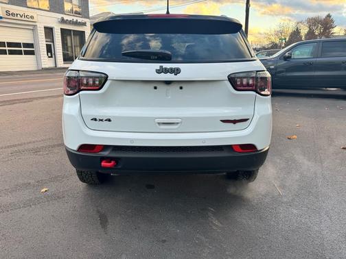 2026 Jeep Compass Trailhawk