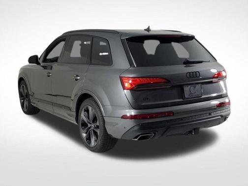2025 Audi Q7 55 Prestige